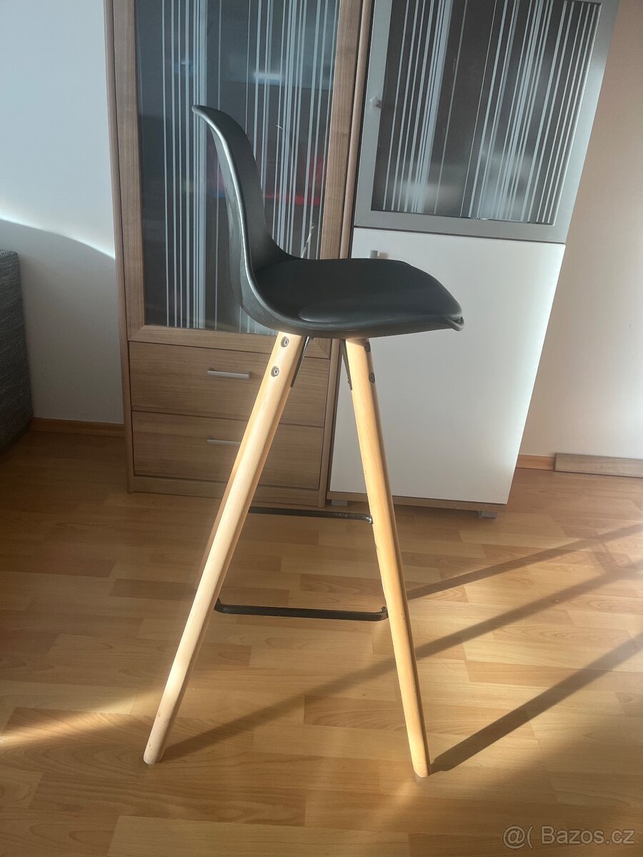 Barová židle - 2