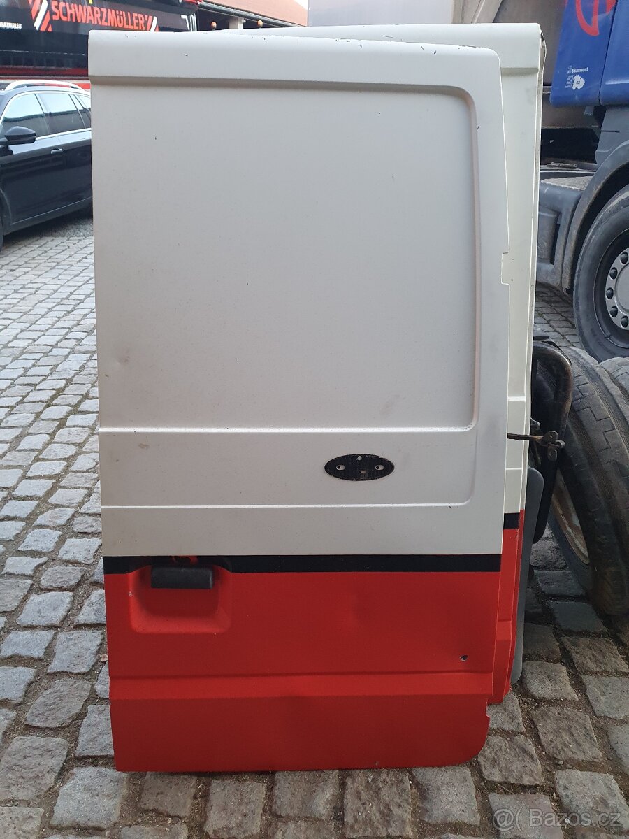 Zadní dveře ford transit - 2