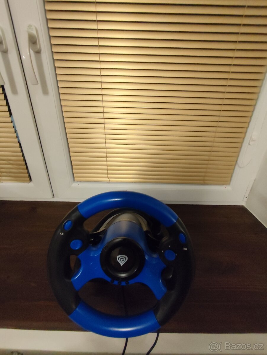 Volant ps 4 , PC 360 stupňů - 2