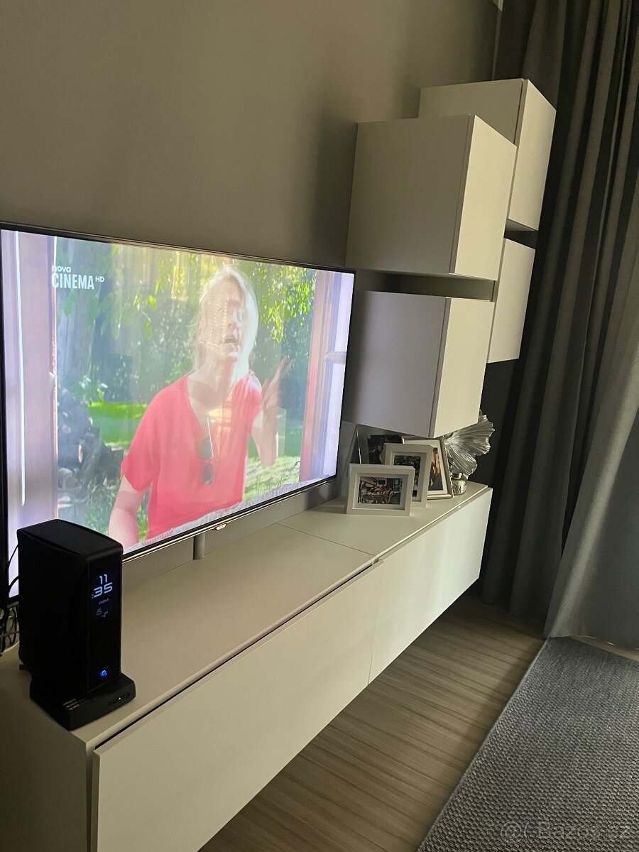 Obývací stěna bílý lesk - 2