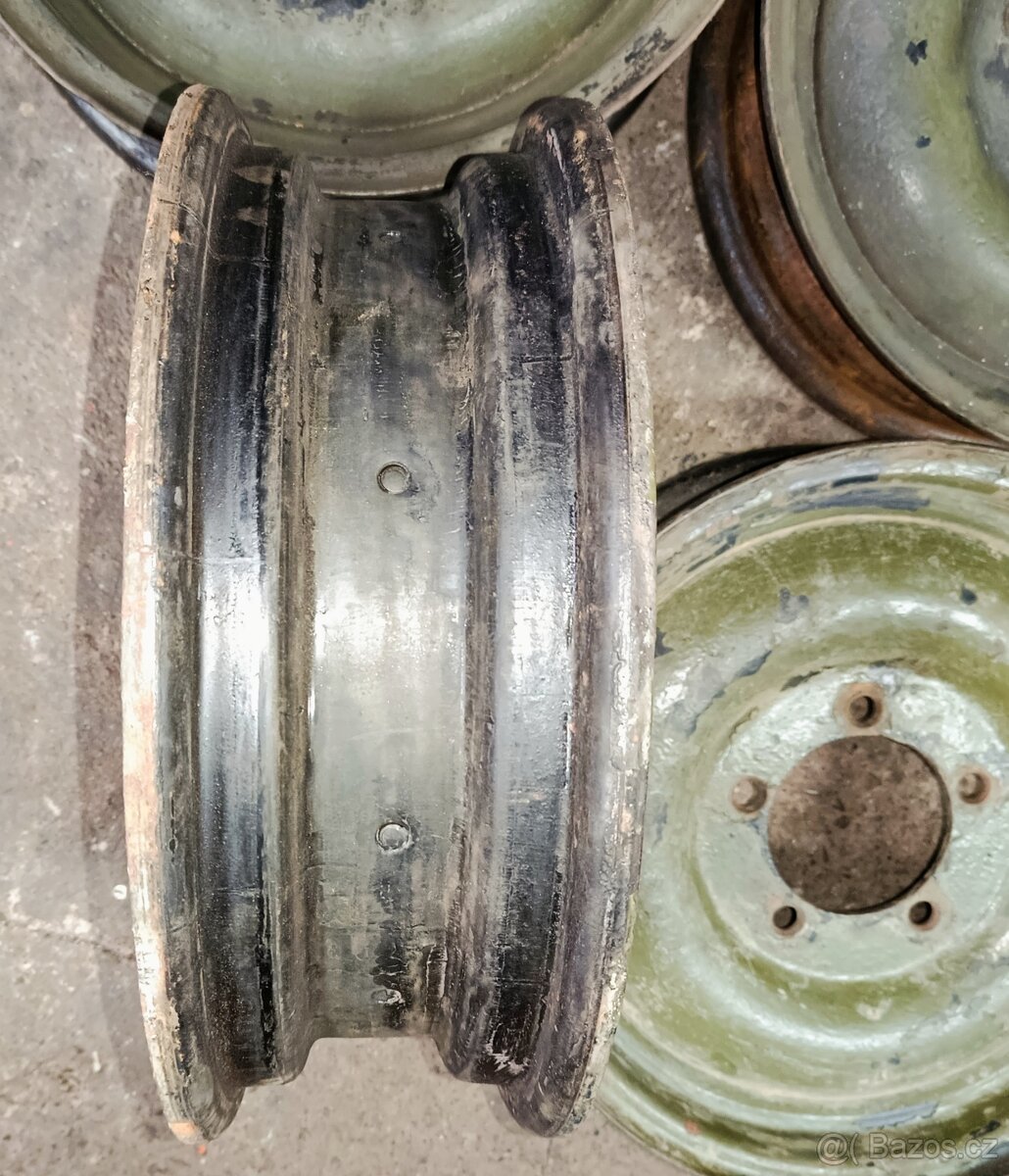 Gaz 69 - nýtované disky - 2