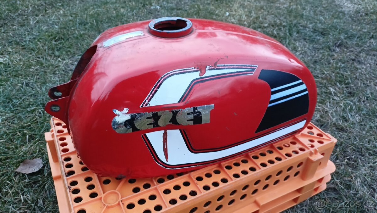 Nádrž ČZ 350/472.6 - 2