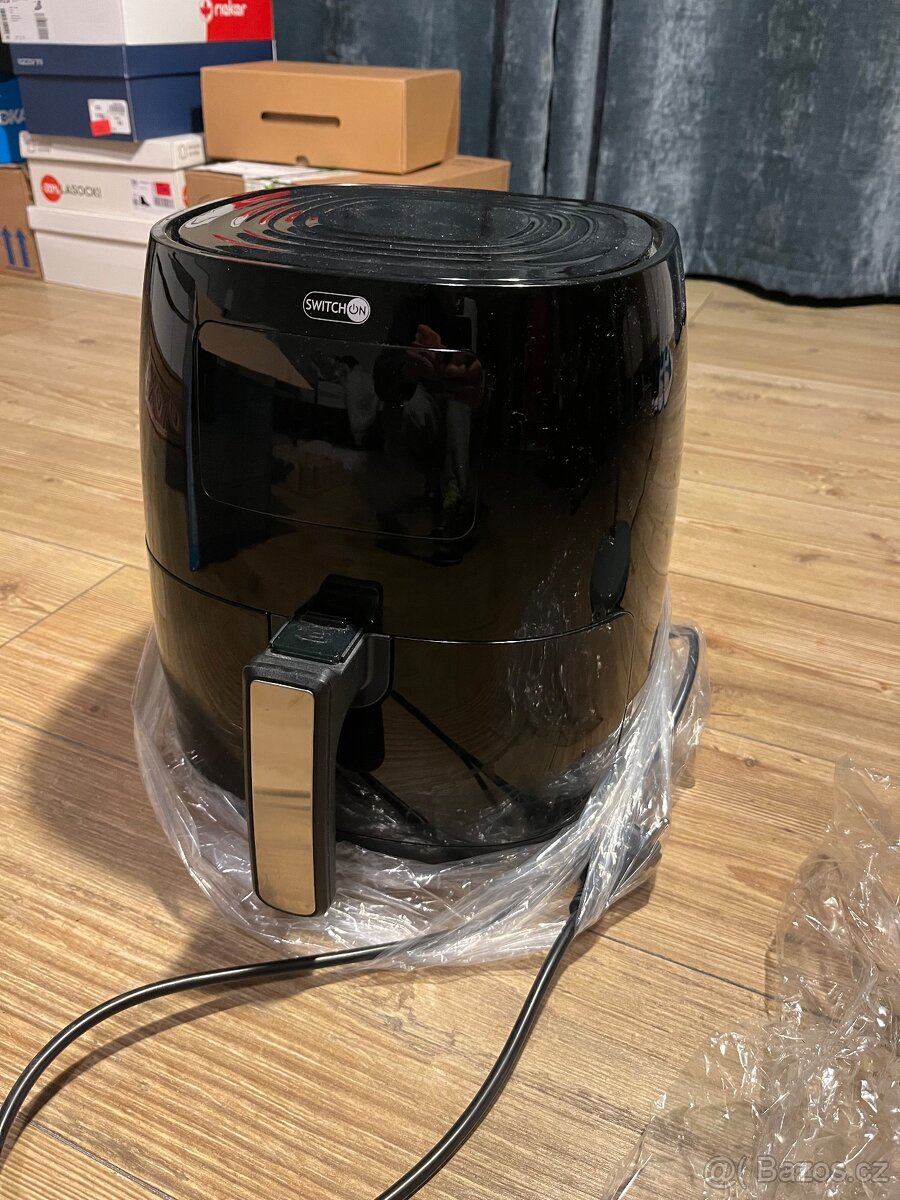 Horkovzdušná fritéza SwitchOn 3,5 litru - 2