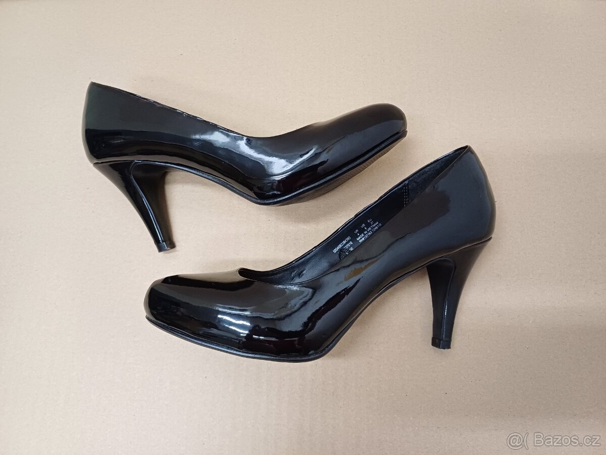 Černé lakované lodičky vel.37 - 2