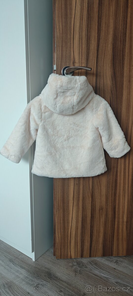 Predám kabátik 💮 - 2