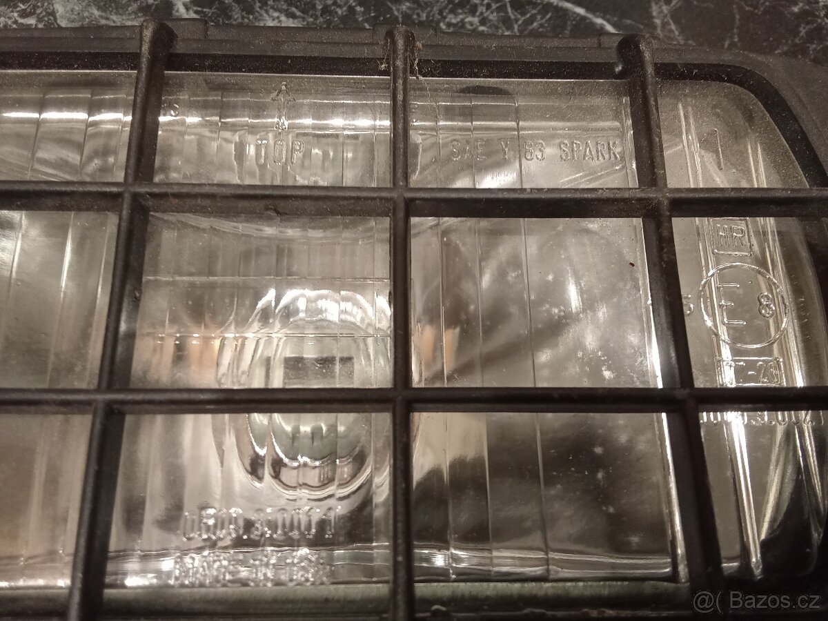 Prodám halogenová světla Wesem - 2