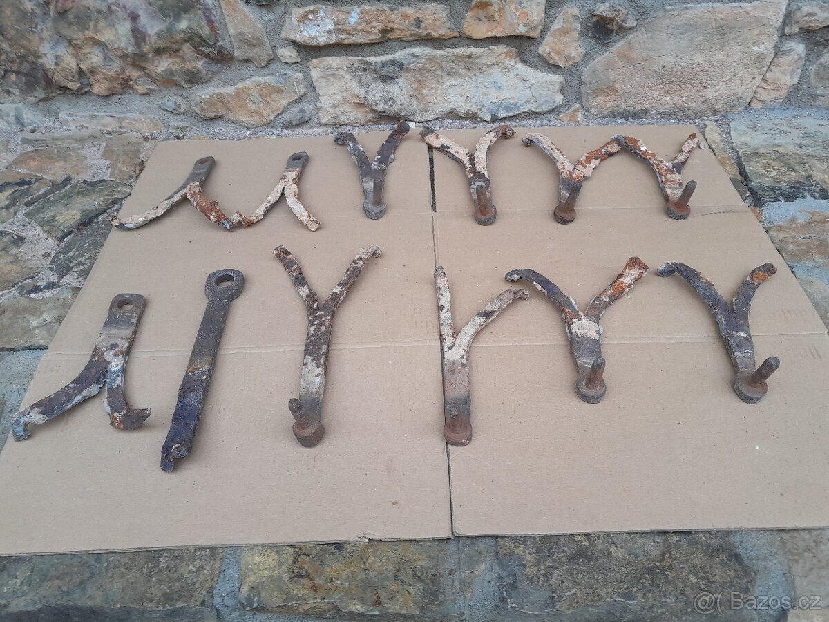 Kované panty k zazdění - 2