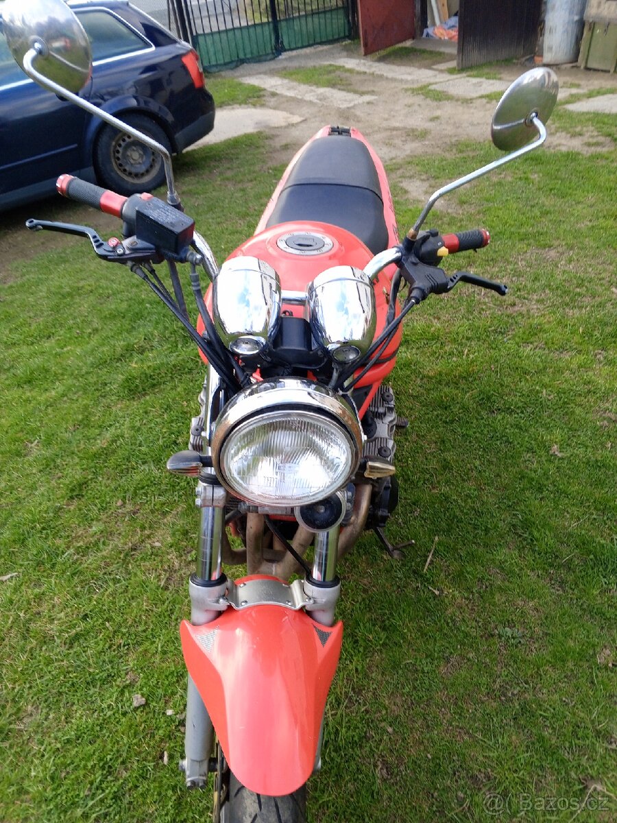 Suzuki Bandit - 2