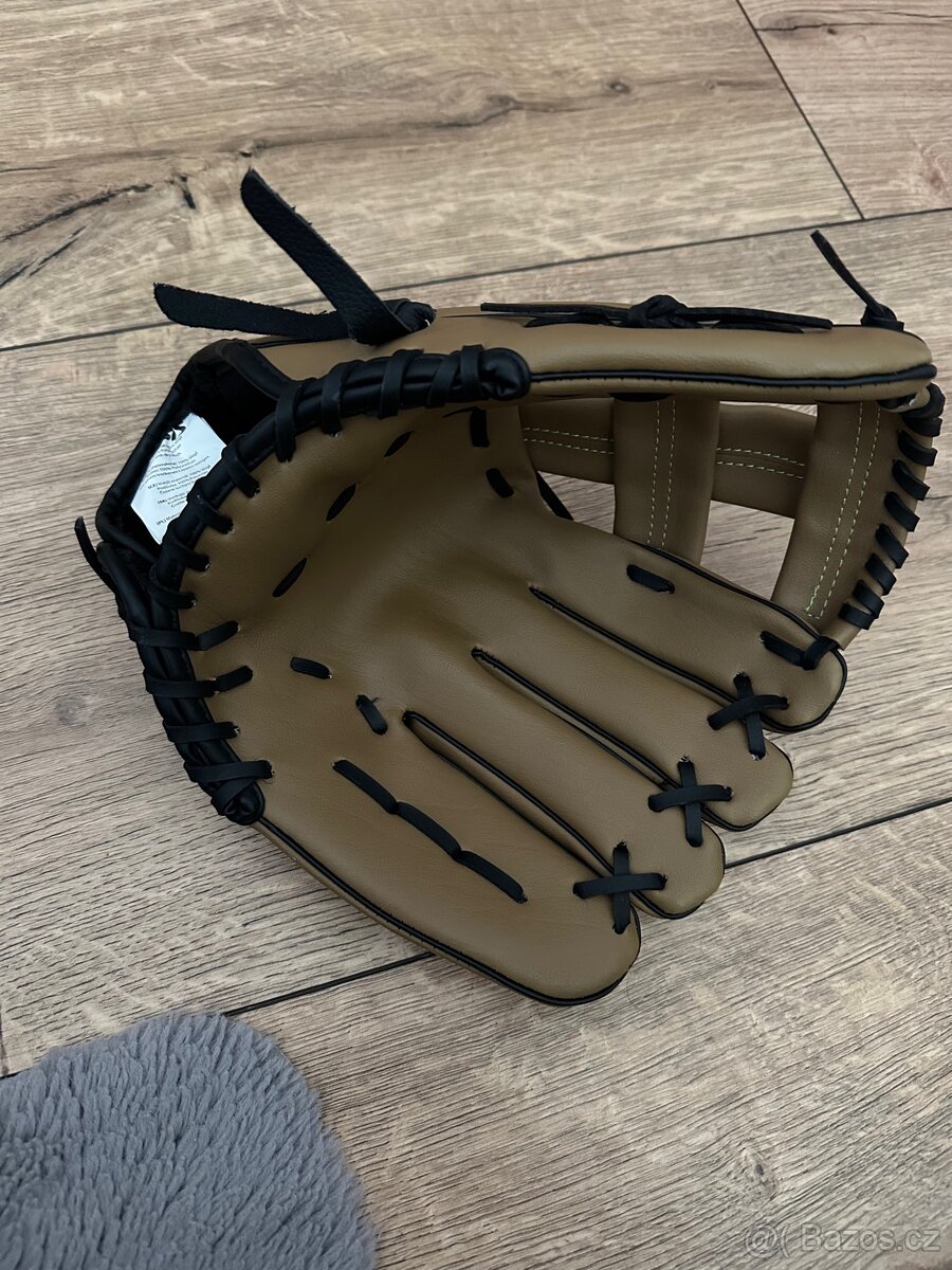 Baseballová rukavice - 2