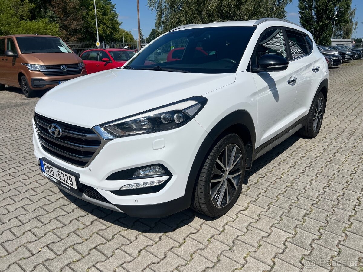 Hyundai Tucson 2,0 CRDi 4X4 Automat - 2