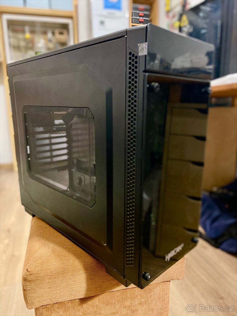 PC skříň - 2