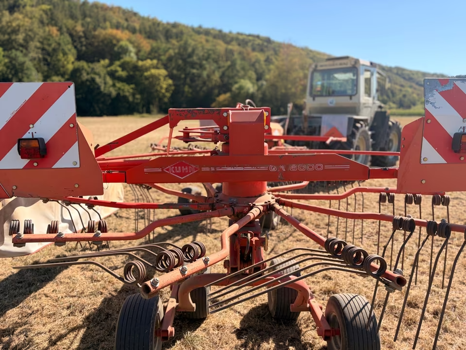 Shrnovač sena Kühn GA 6000 č. 2 - 2
