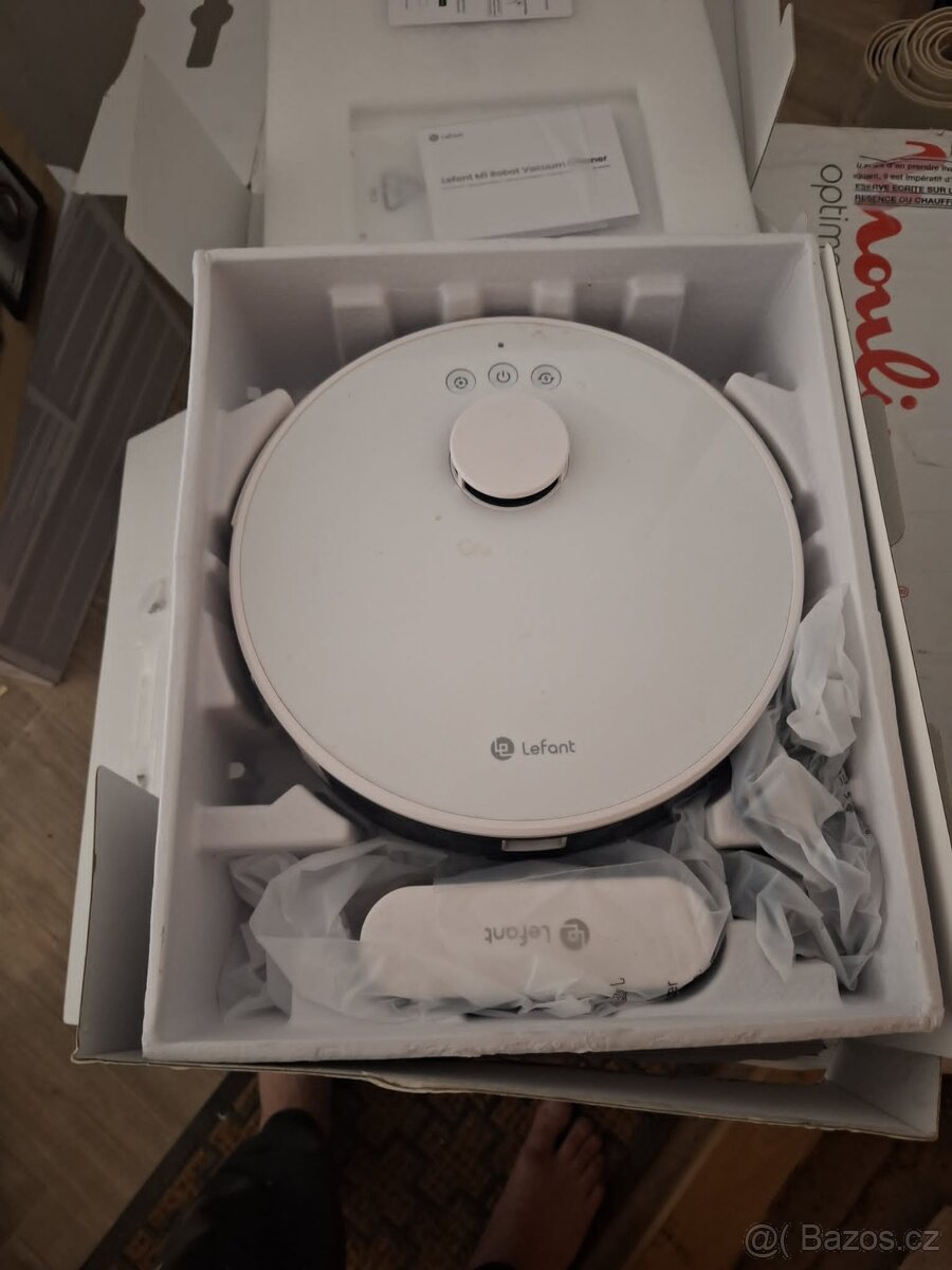 bílý robotický vysavač Lefant M1 - 2
