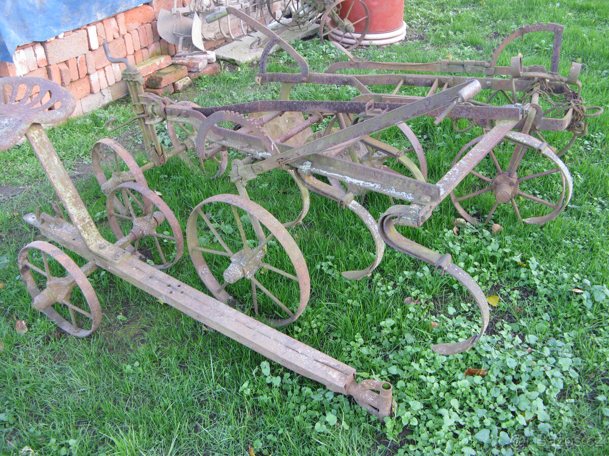 staré zeměgělské stroje - 2