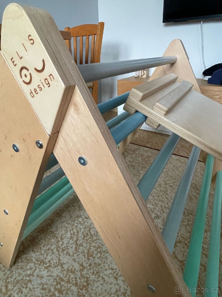 Montessori Piklerové trojúhelník - 2