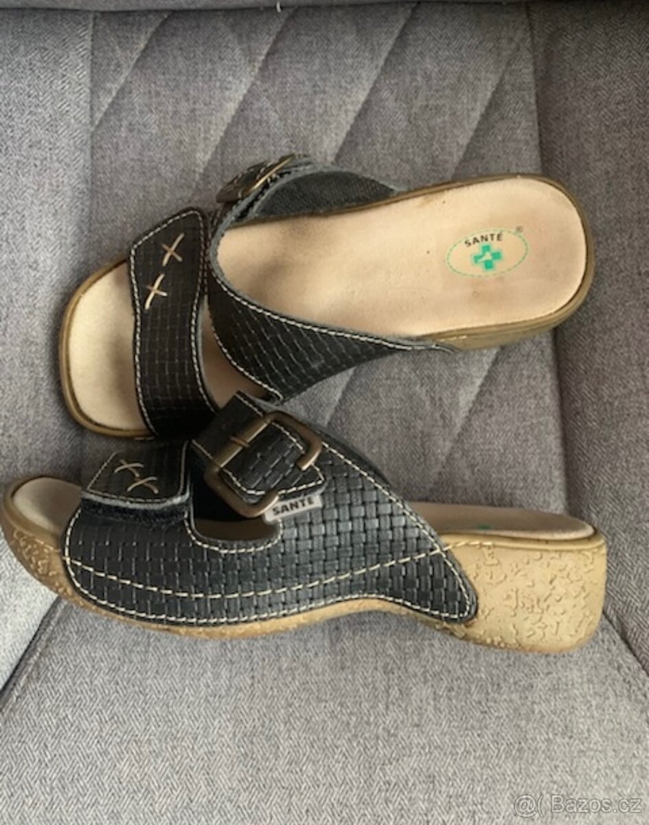 ZDRAVOTNÍ PANTOFLE SANTÉ, vel.39 - 2