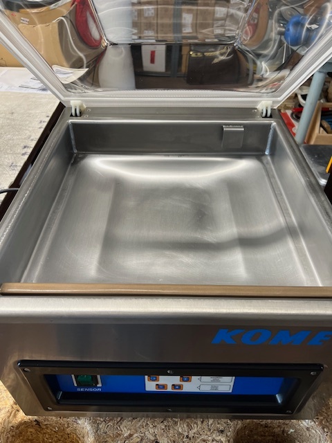 Vakuovací stroj KOMET - 2