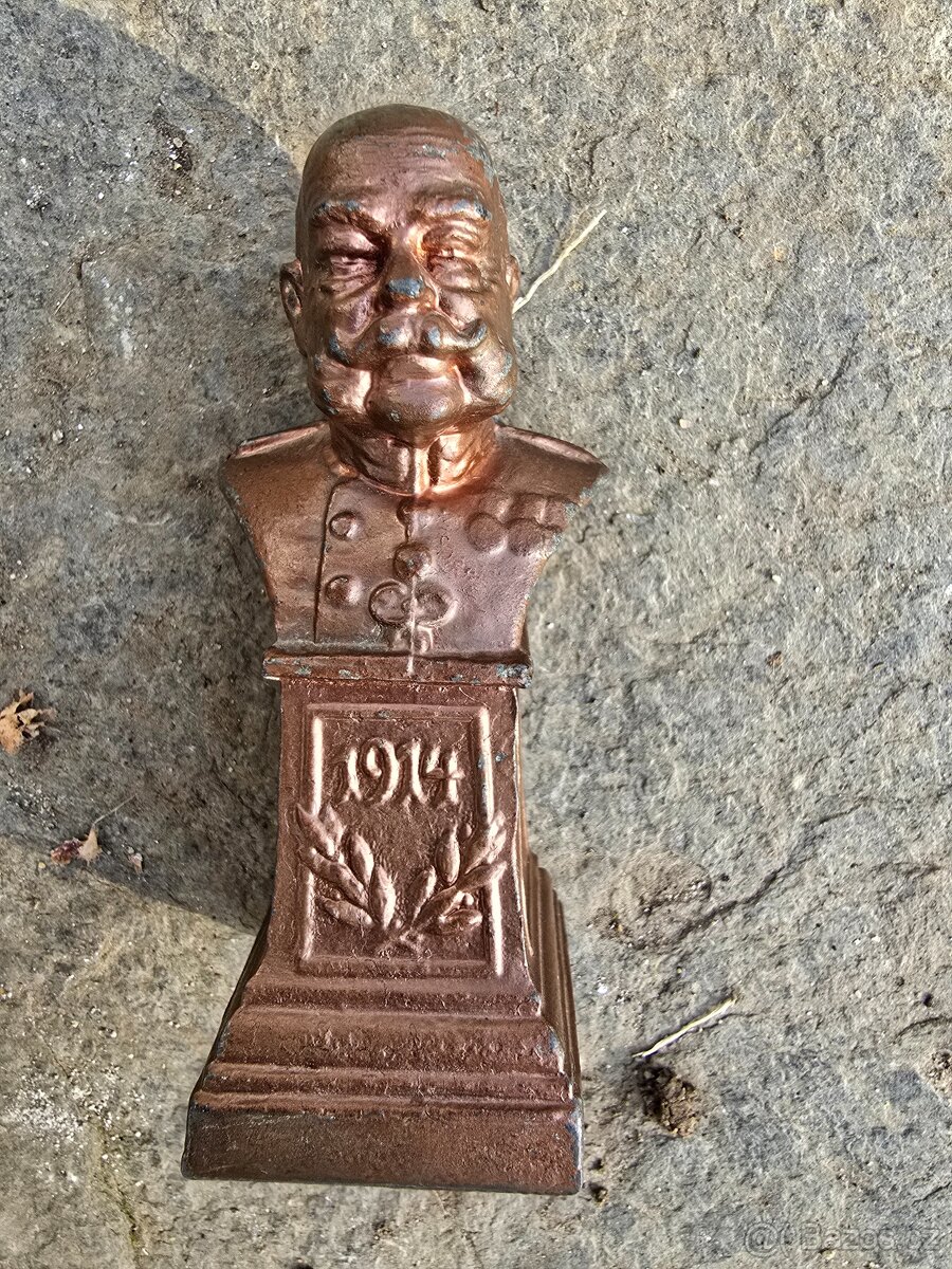 FRANTIŠEK JOSEF -BUSTA 1914 - 2