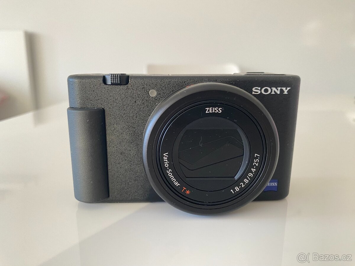 Digitální fotoaparát SONY ZV-1 - 2