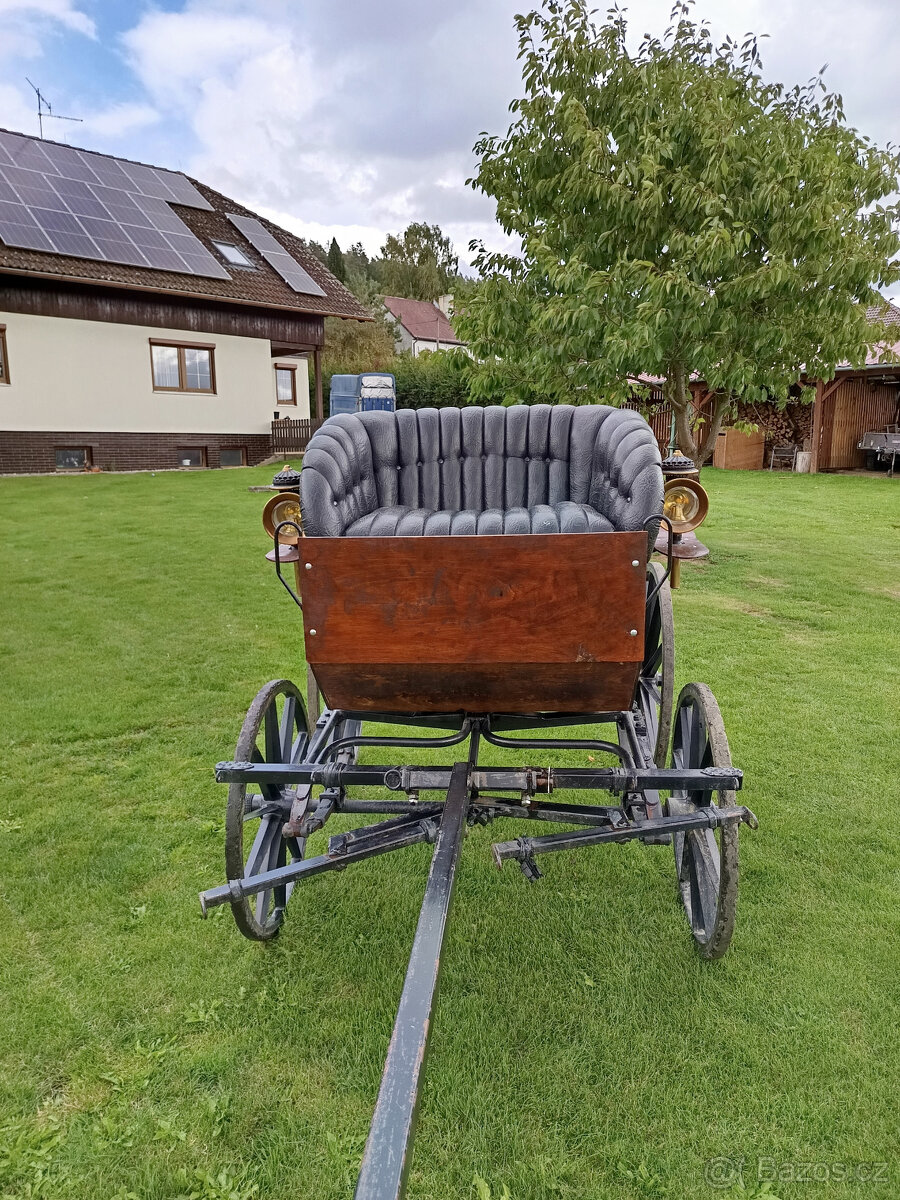 Kočár za koně - 2