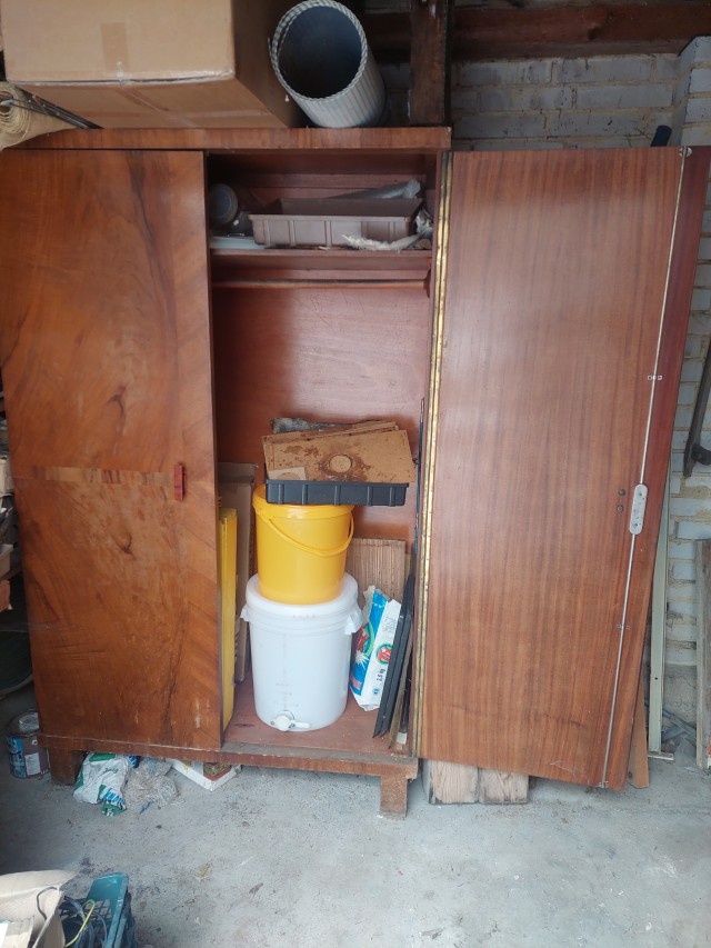 Staré šatní sříně - 2