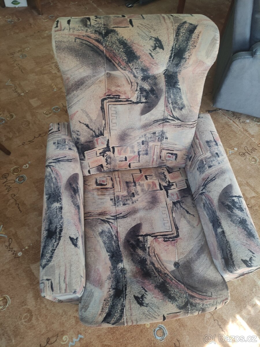 Křeslo v krásném stavu - 2