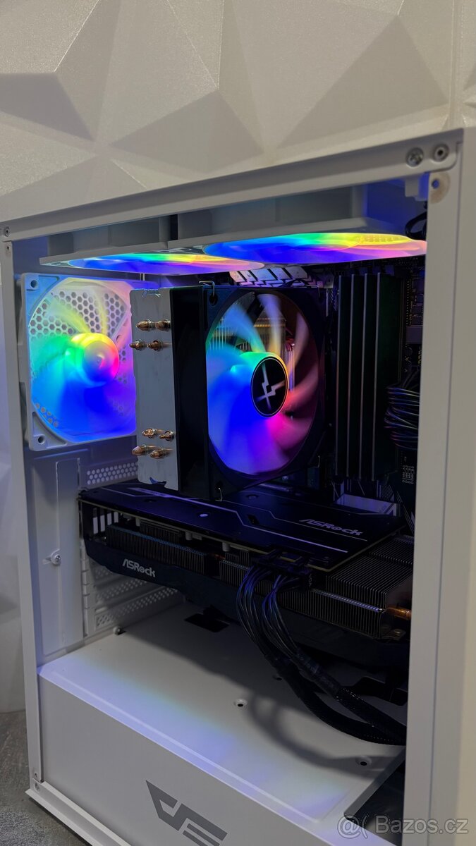 Herní PC I7 6700 / RX 5700 XT / DDR4 16 GB / 500 GB SSD - 2