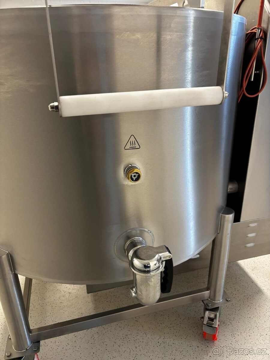 Elektrický varný kotel 300 l - spodní míchání - 2