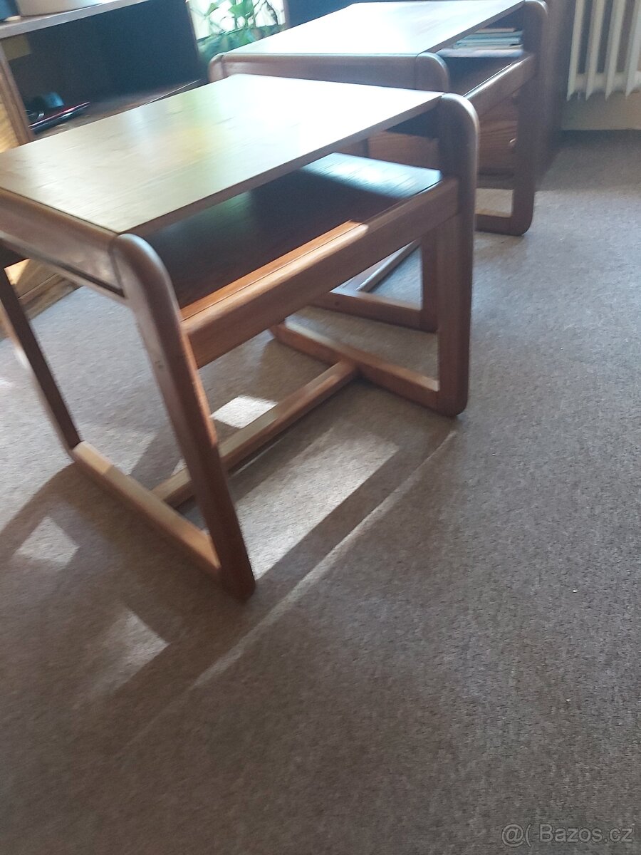 KONFERENČNÍ STOLKY- UŽ POUZE JEDEN - 2