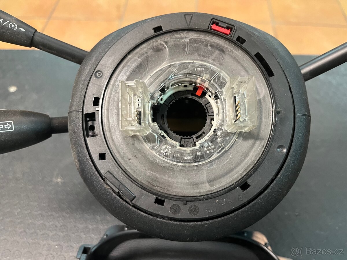 Mercedes e w212 podvolantový ovladač - 2