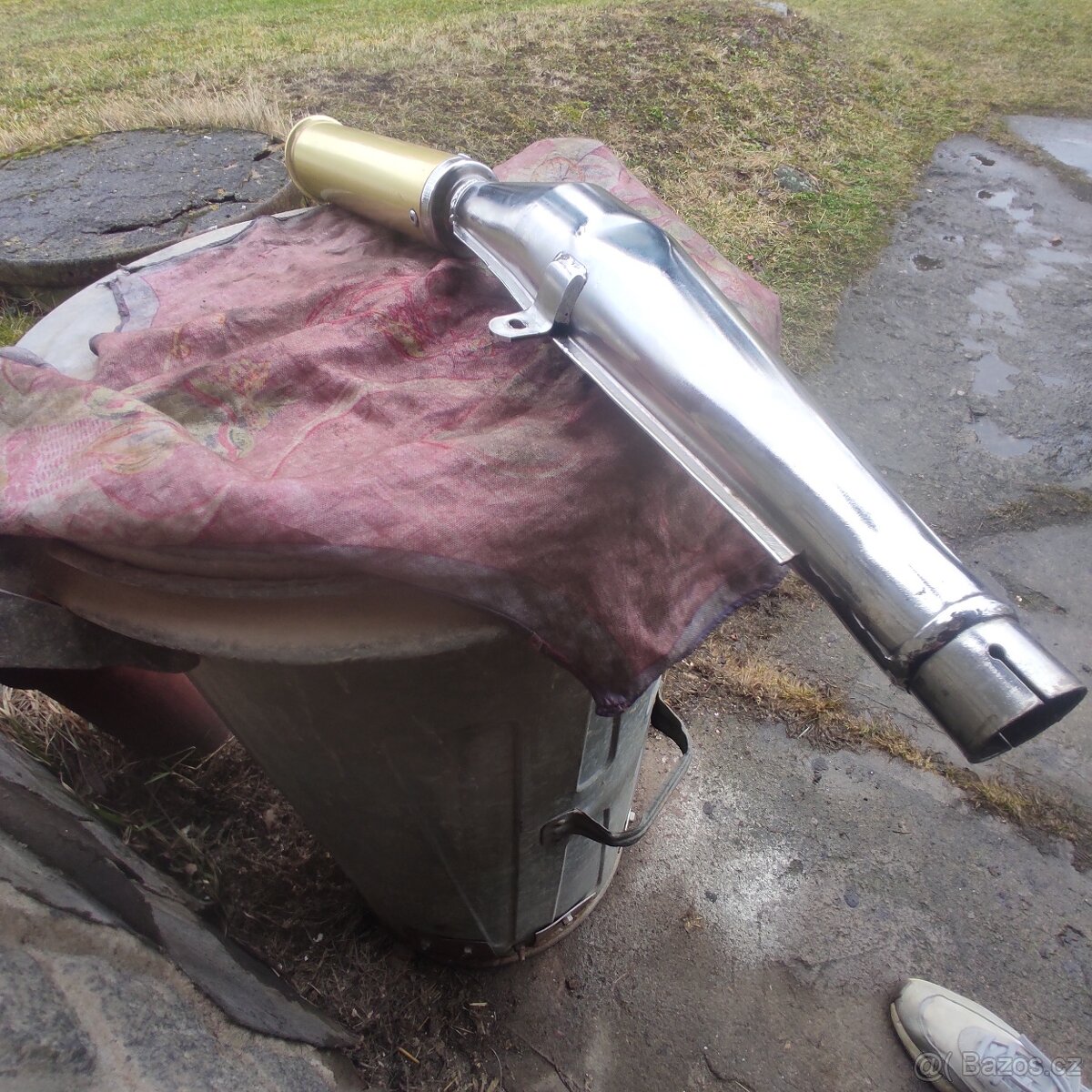 Rezonanční výfuk Biturbo - 2