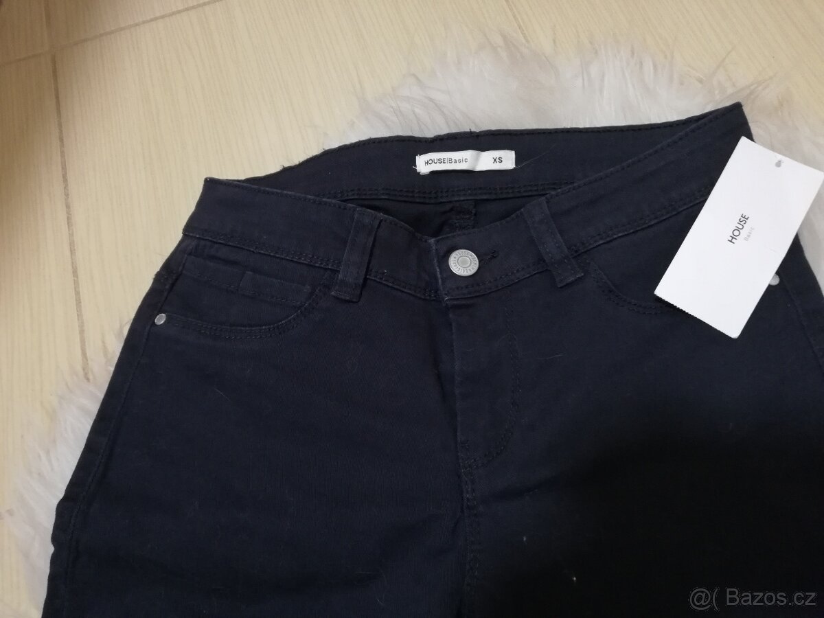 Nové rifle House - 2