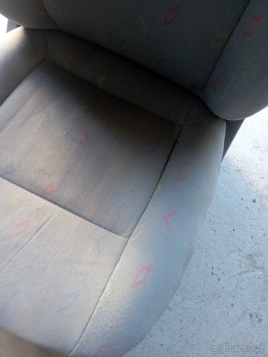 Sedadlo řidiče T5 - 2