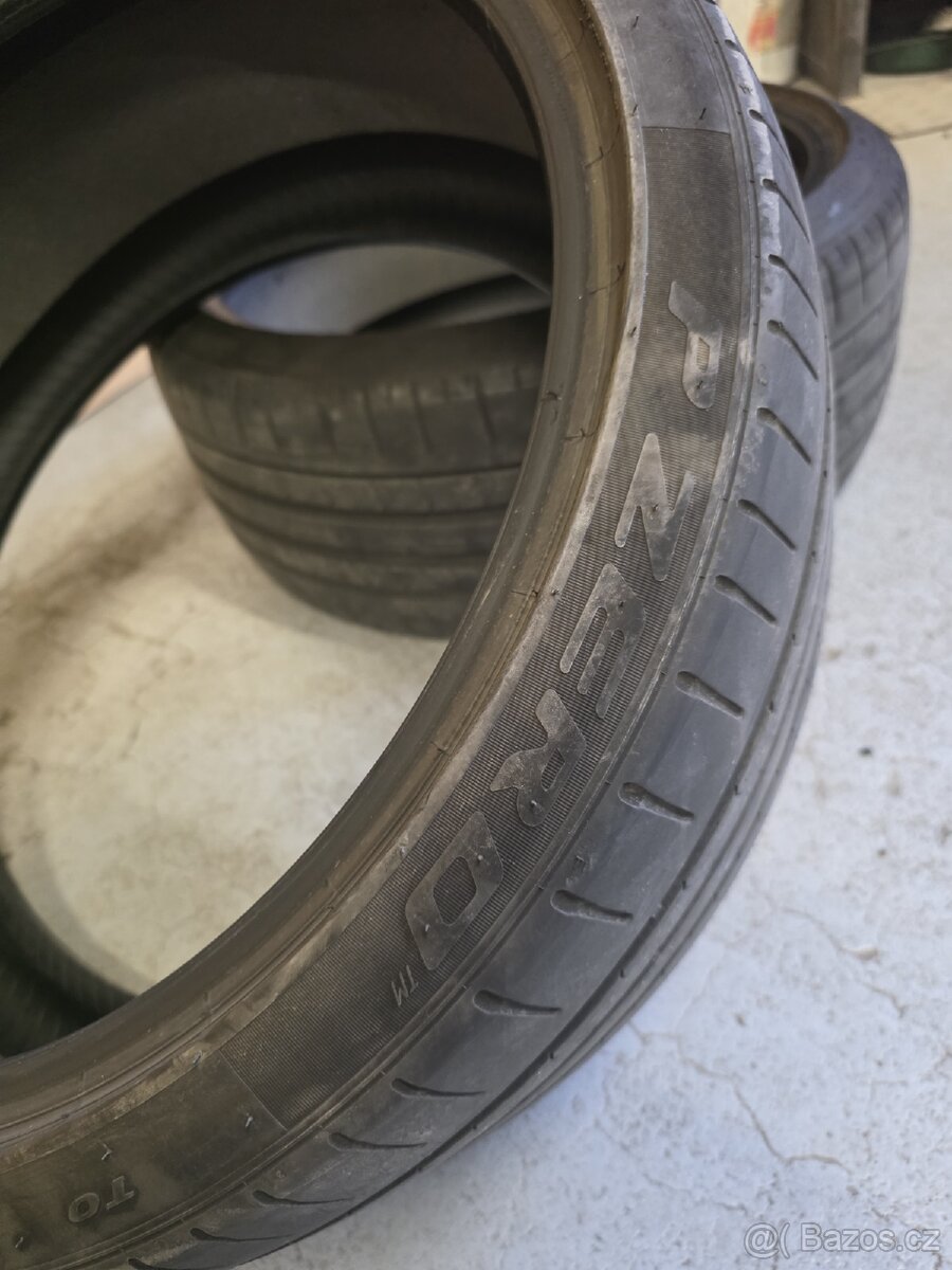 2x letní pneu Pirelli 235/35R20 - 2