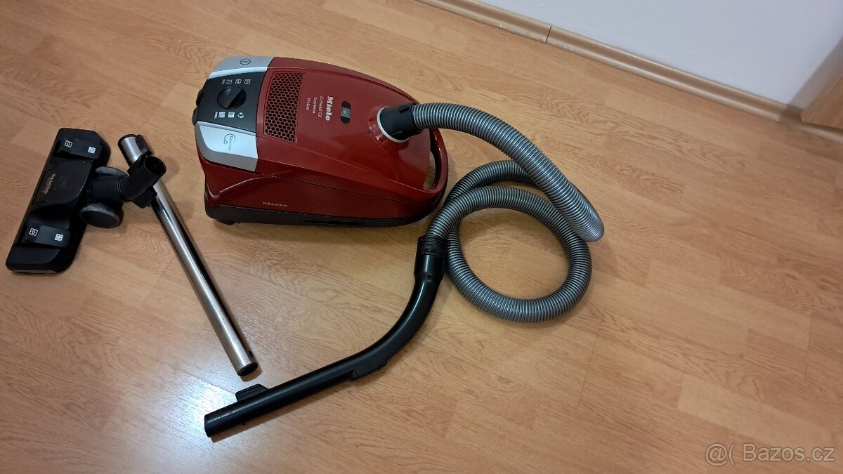 Vysavač zn. Miele - 2