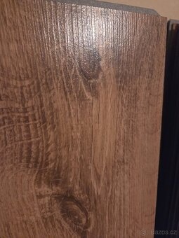 Plovoucí podlaha a lišty - 2