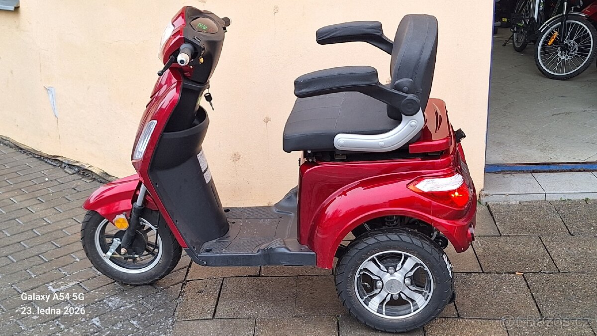 Elektroskútr Volta vm4 - 2