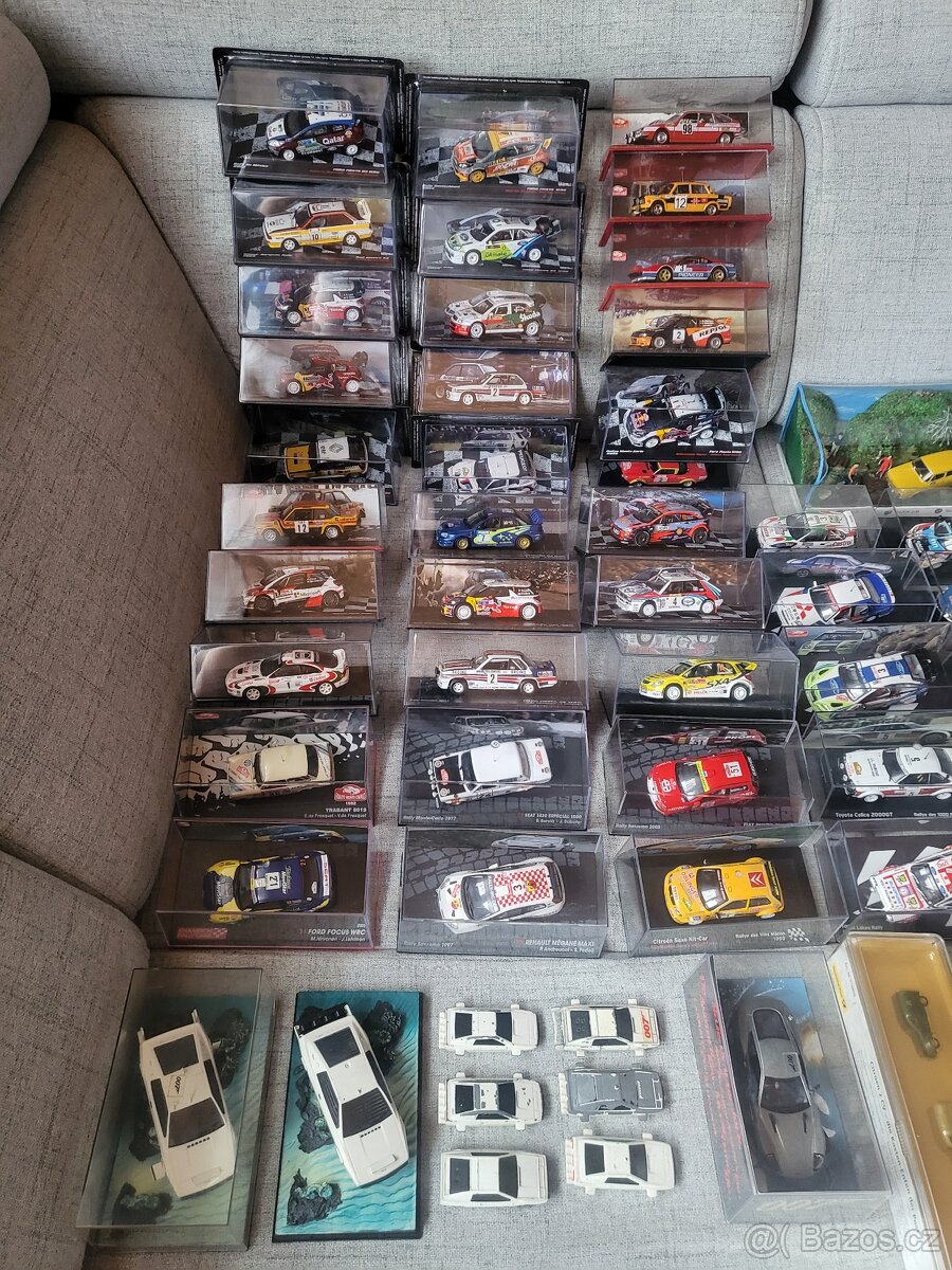 Mix - Autíčka - Retro... - 2