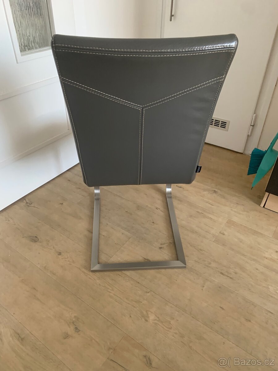 Kožená židle - 2