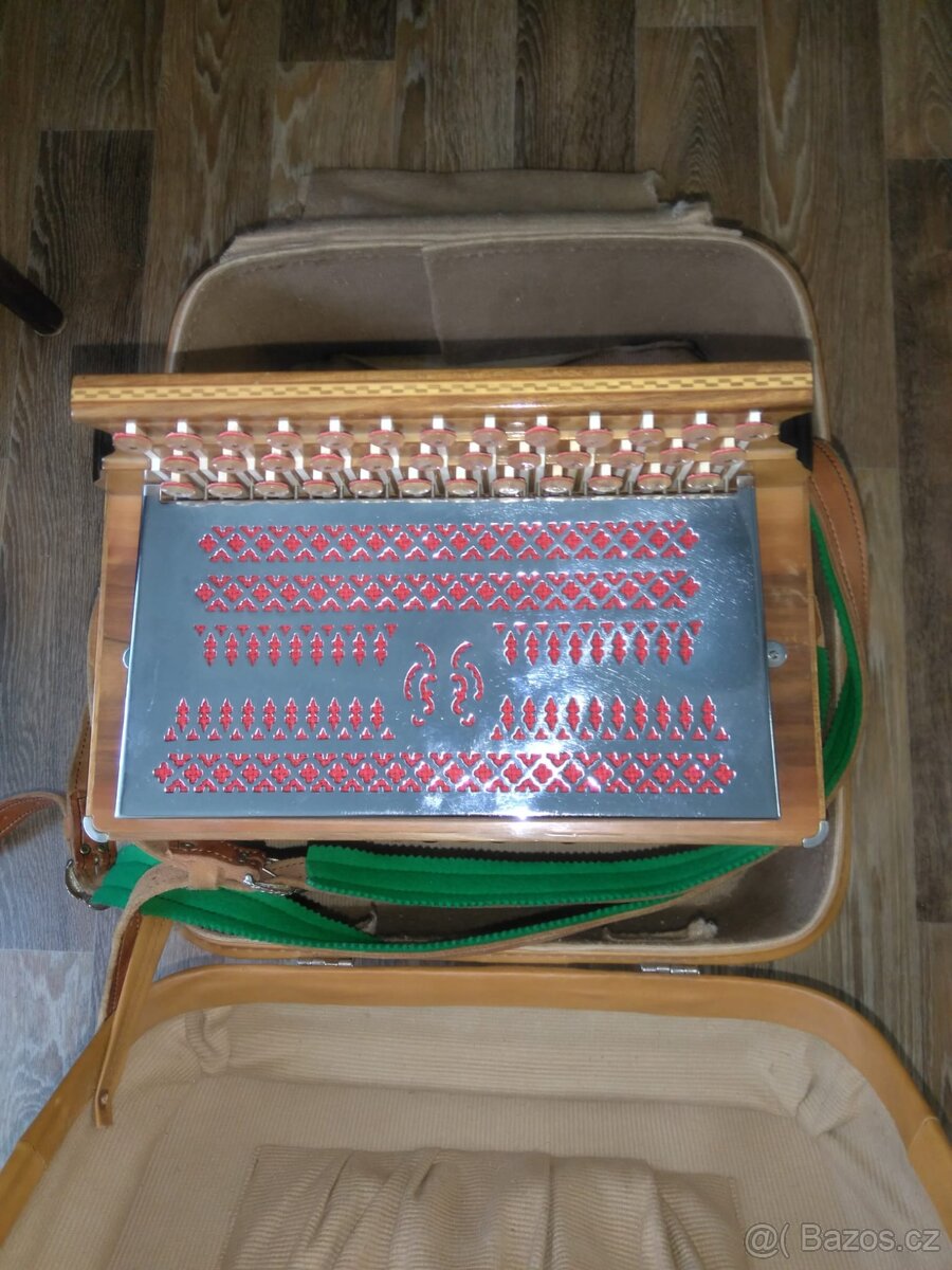 Heligonka Hlaváček. - 2