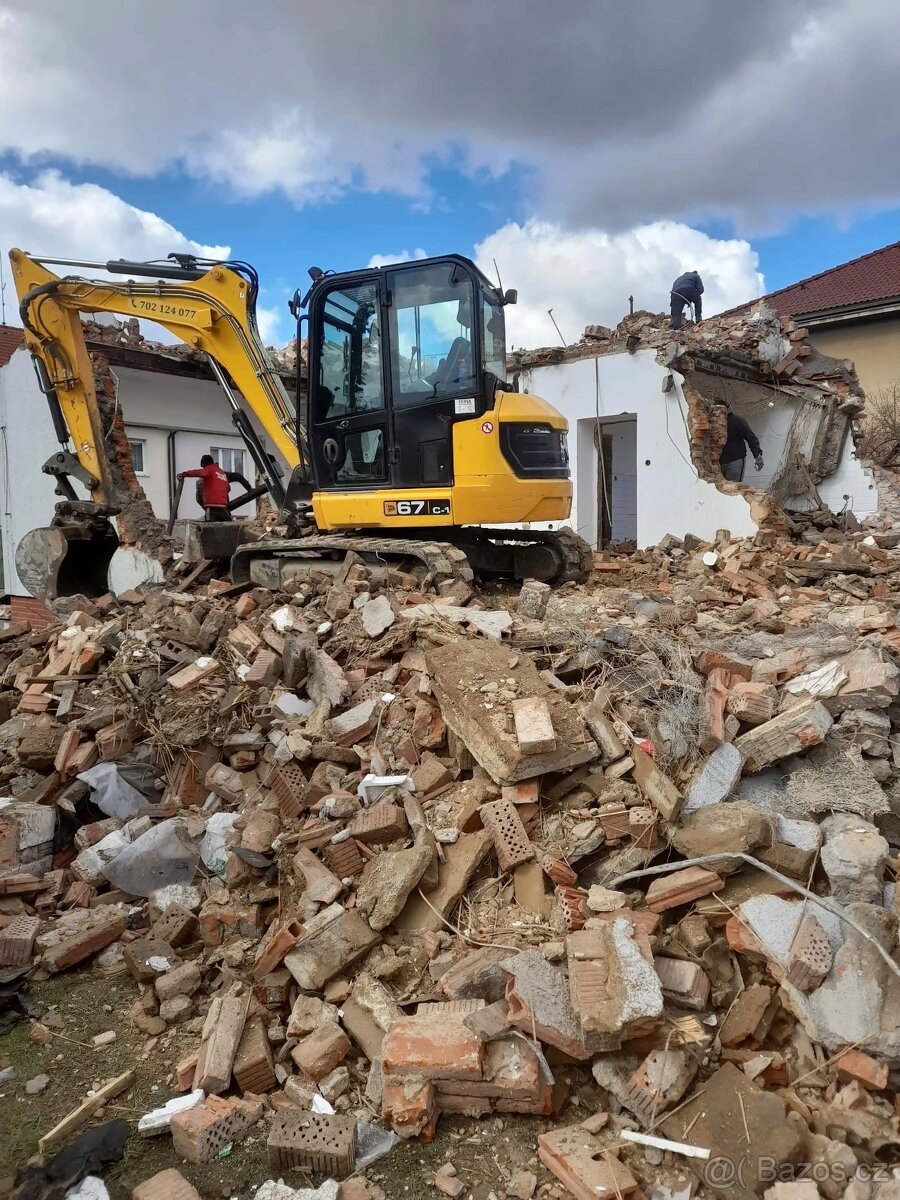Strojník, řidič MAN kontejneru - 2