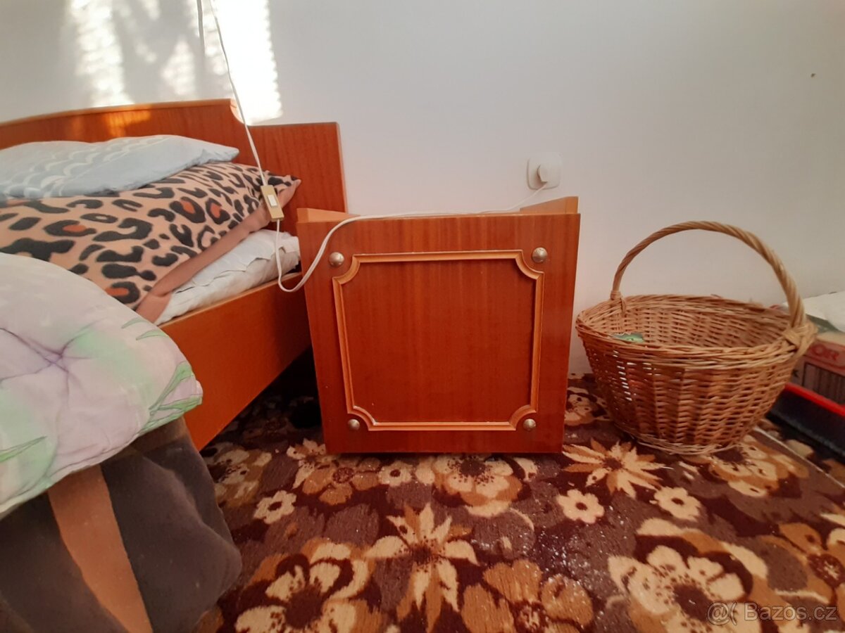 RETRO NÁBYTEK - 2