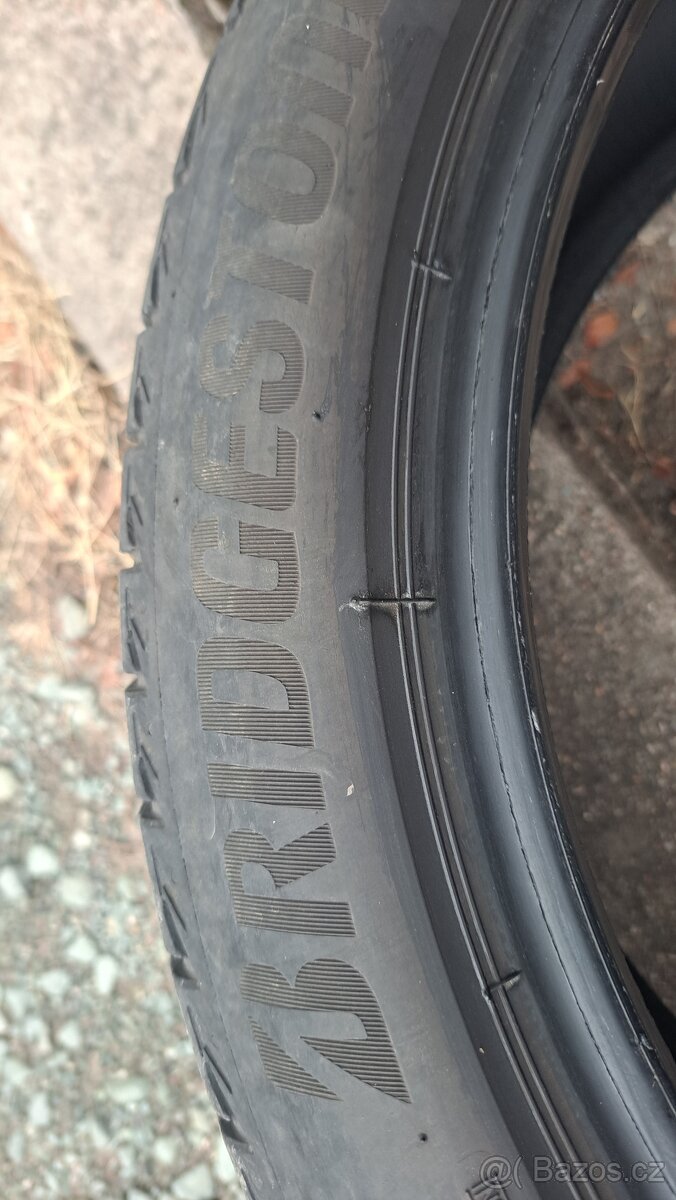 1x bridgestone 225/45 r18 - 2