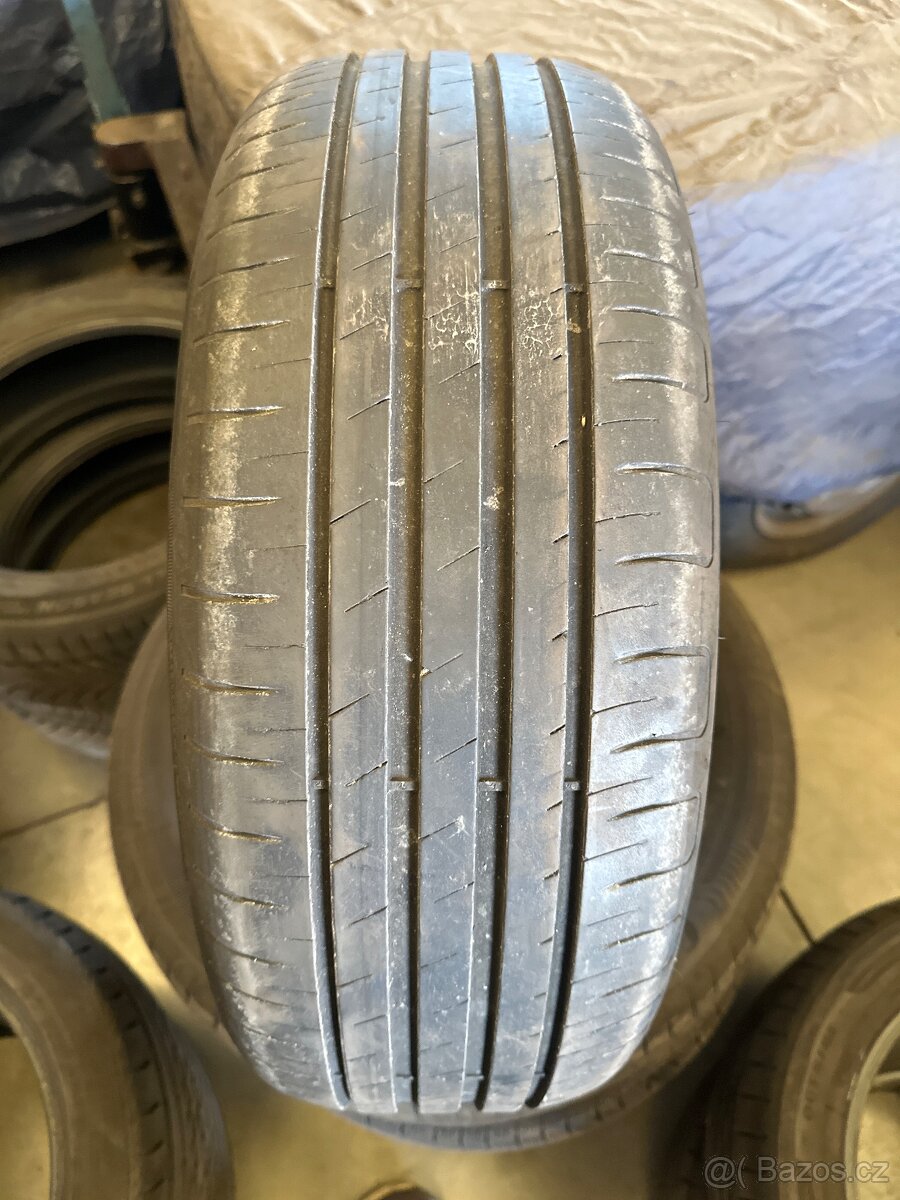 GoodYear 205/55/17 sada letních pneu - 2