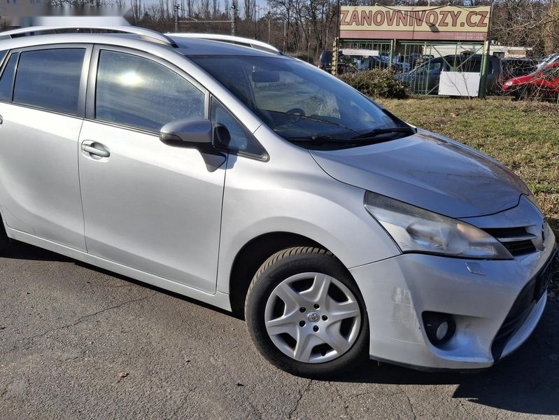 Toyota Verso,1.6 97 kw Rezervace - 2