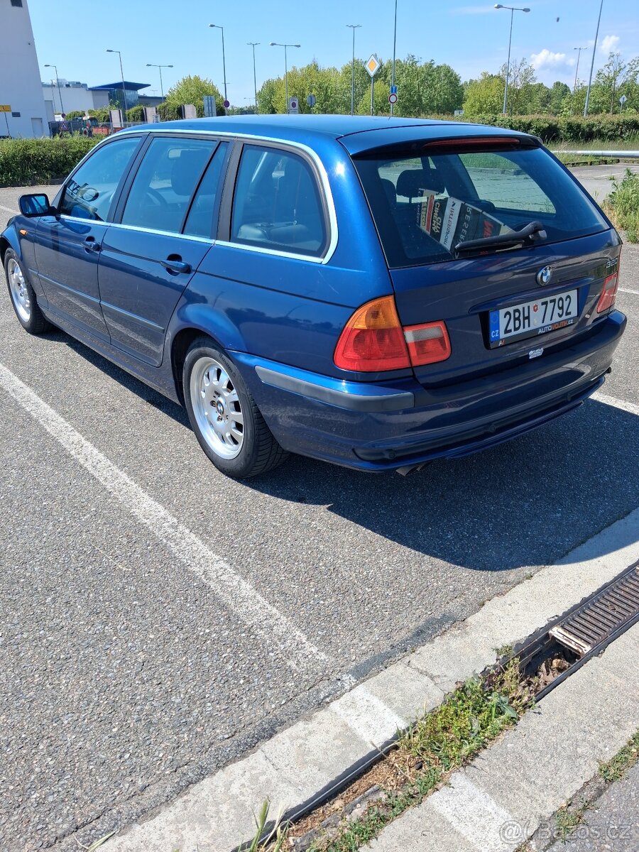 BMW 320i E46 - 2