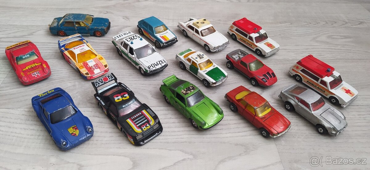 autíčka - angličáky Matchbox (větší) - 2