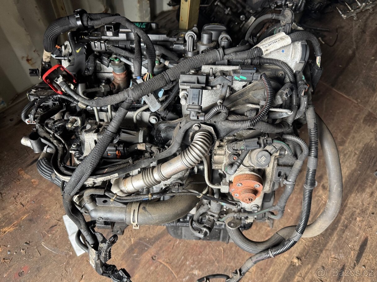 Kompletní motor 8H01 1.4 e HDi Peugeot Citroen - 2