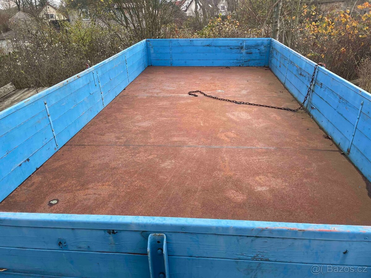 Traktorový vlek BSS 9 t - 2