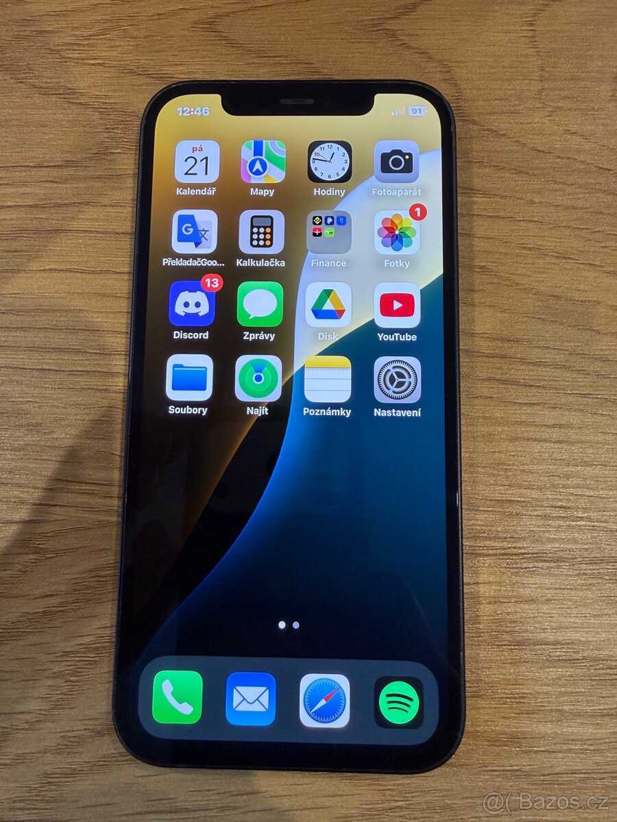 iPhone 12 64GB černý - 2